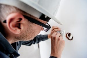 Artisan Contractors Insurance for Electricians