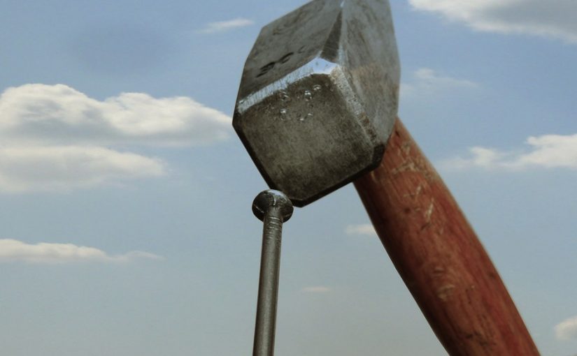 How a Business Benefits from a Modified Hammer Clause